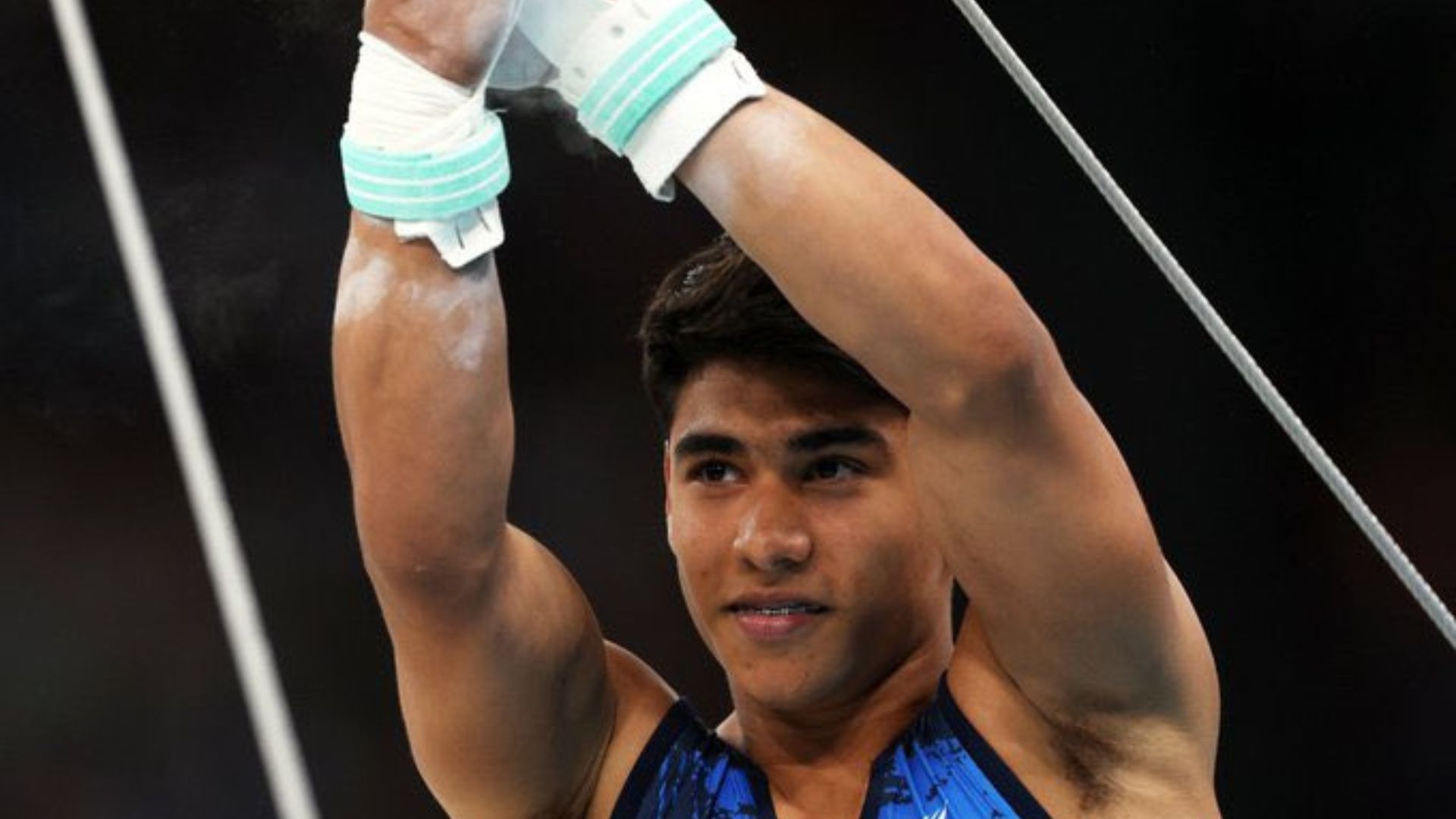 Ángel Barajas hace historia con nuevas medallas

 – Desde dentro