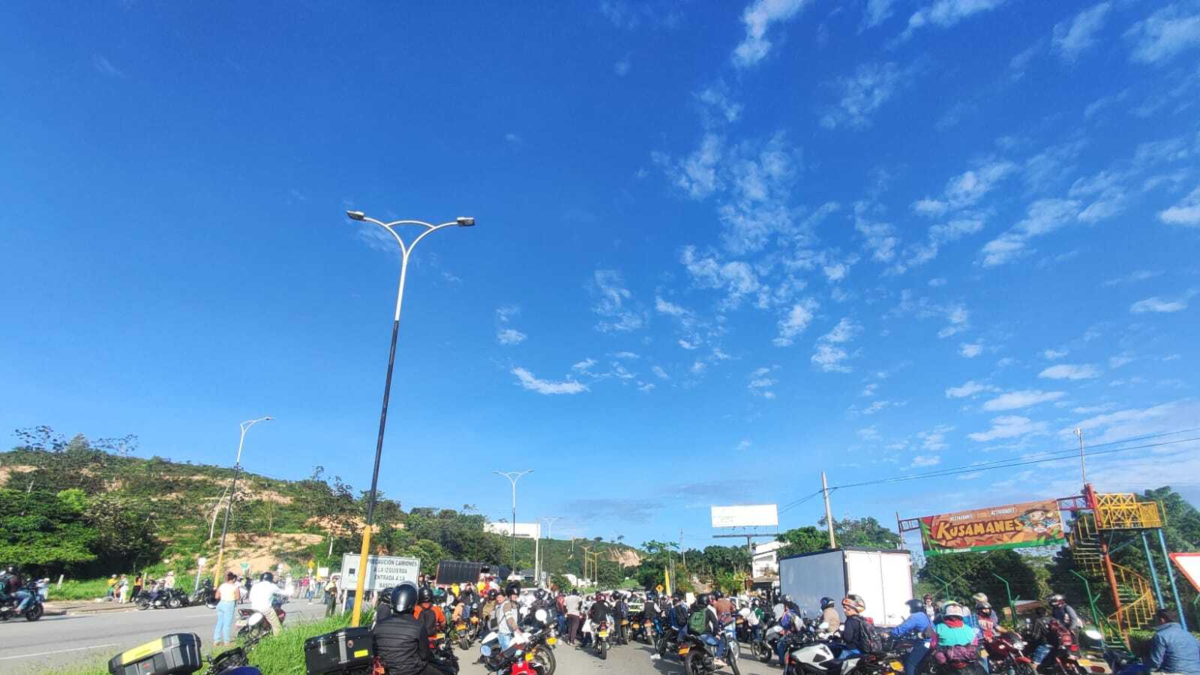 Por la mañana, 13 vuelos se vieron afectados

 – Desde dentro